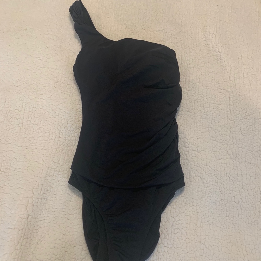 One Shoulder one piece swimsuit